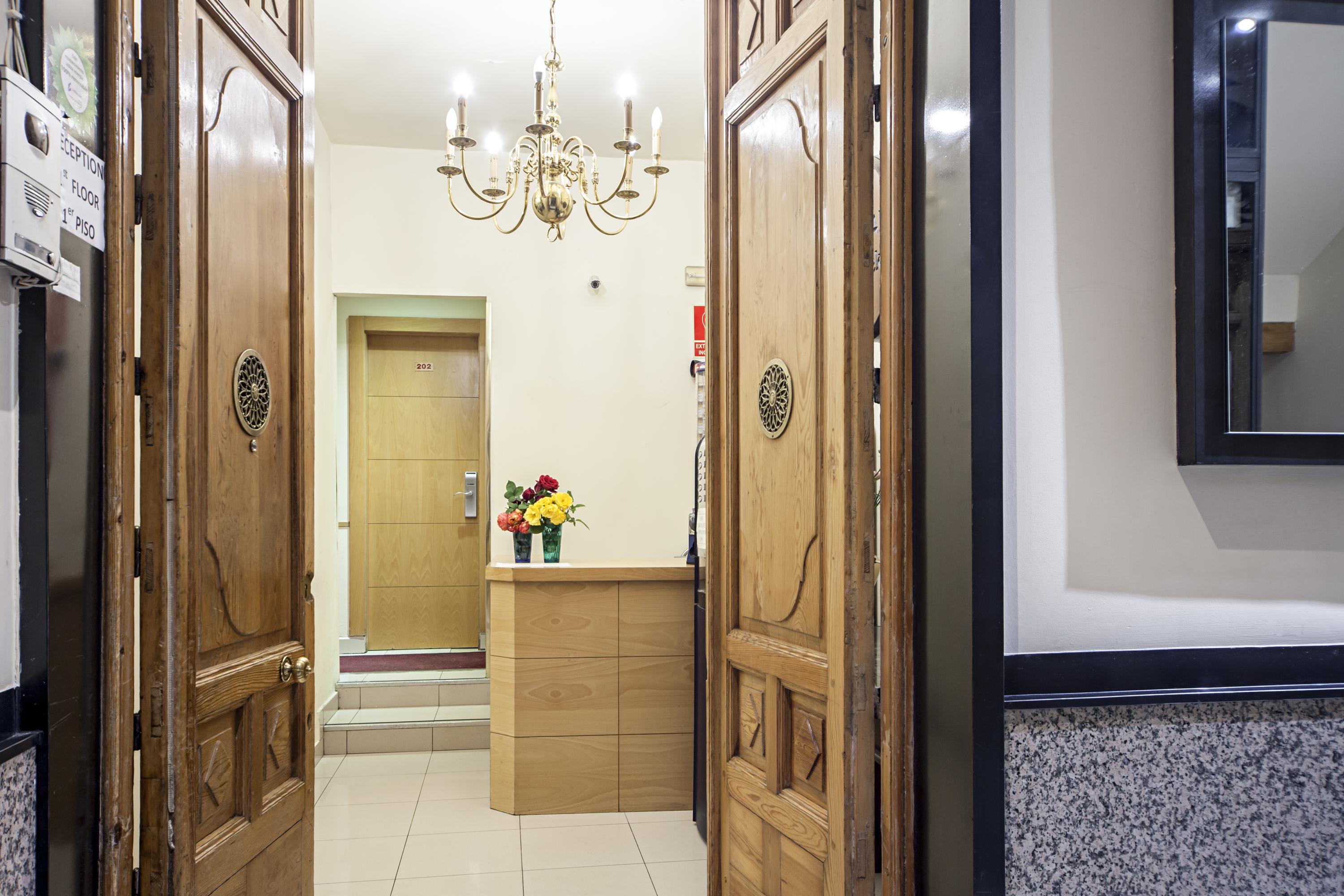 Alterhome Puerta Del Sol V 马德里 外观 照片
