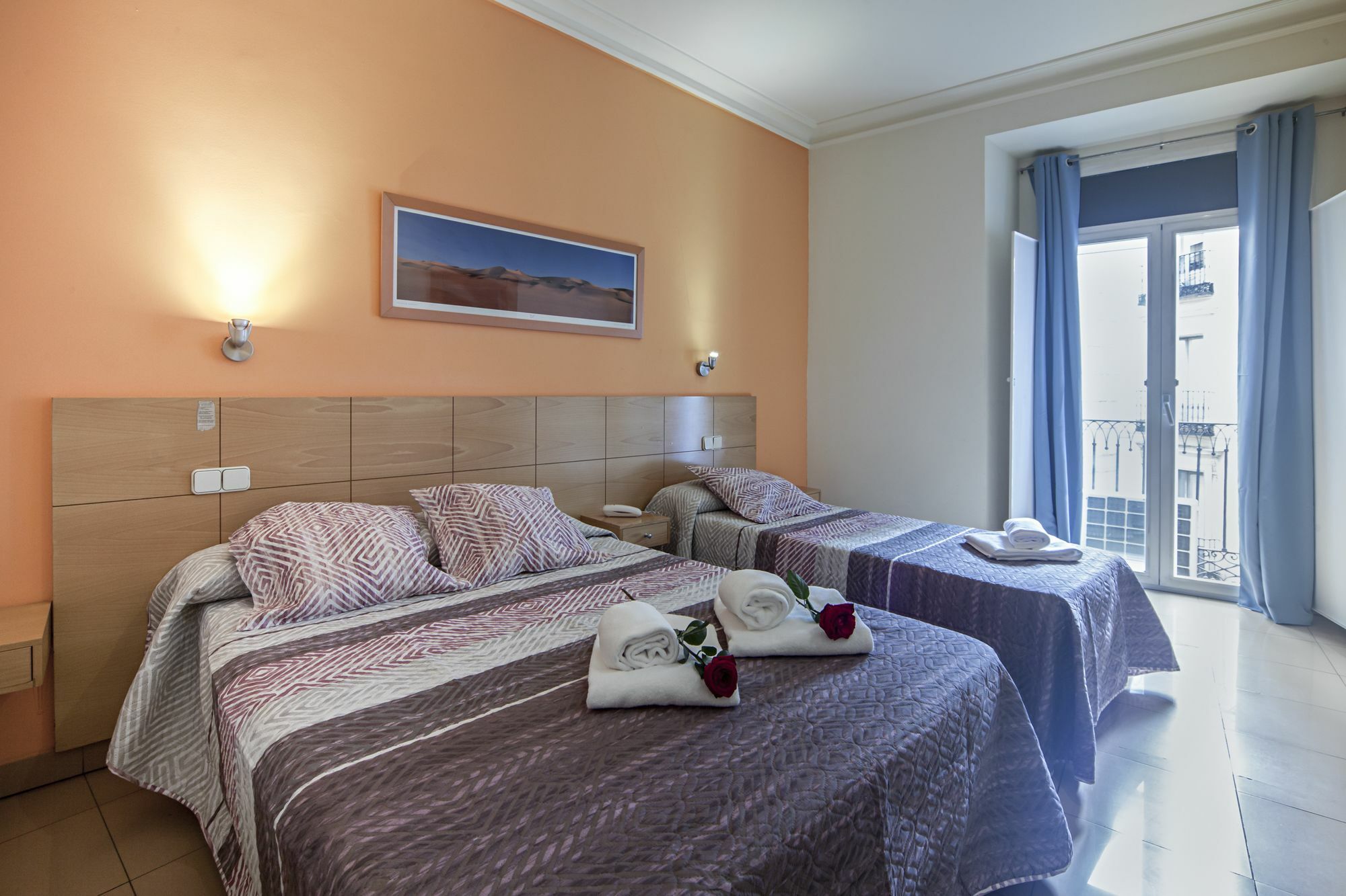 Alterhome Puerta Del Sol V 马德里 外观 照片