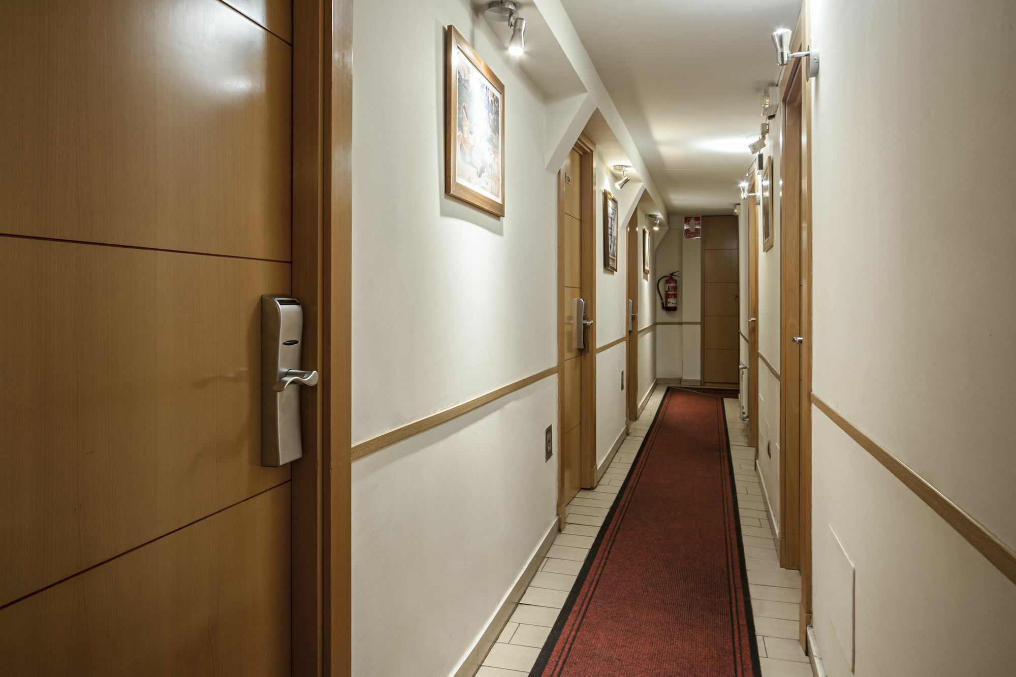 Alterhome Puerta Del Sol V 马德里 外观 照片